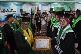 UIN STS Jambi gelar wisuda Sarjana, Magister, dan Doktor