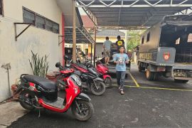 Satreskrim Polres Padang Panjang tangkap oknum ASN terkait penipuan dan penggelapan motor