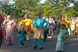 1.000 penari Lenggang memeriahkan Pekan Budaya Melayu Singkawang