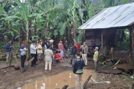 Bupati intruksikan percepat bantuan kepada korban air bah Gunung Bajuin