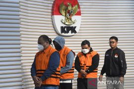 KPK duga Topan Obaja Putra Ginting dapat perintah untuk terima suap