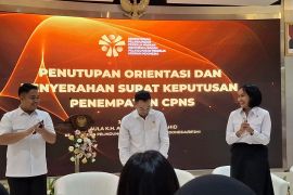 Deputy minister asks new civil servants to preserve integrity