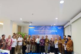 Layani pensiunan, Bank Mandiri Taspen resmikan kantor cabang Serang