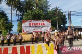 14 personel bintara Polres Kaimana naik pangkat