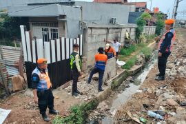 KAI Jakarta menutup 28 perlintasan liar kereta api pada tahun ini