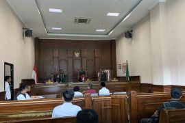 Dua WNA India diputus hakim bersalah dan dikenakan denda di PN Jakut
