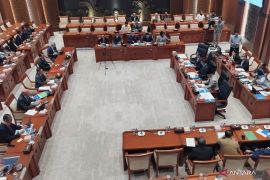 Menlu RI: 97 WNI dari Iran dan 26 WNI dari Yerusalem sudah dievakuasi