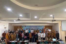 PLN dorong transisi energi di sektor pertanian sebagai motor penggerak ekonomi melalui sosialisasi Huller Listrik di Kabupaten Agam