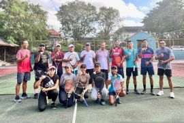 Tim tenis Kabupaten Badung lakukan persiapan jelang Porprov Bali 2025