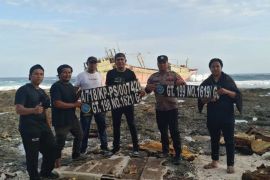 Polres Simeulue selidiki kapal terdampar tanpa awak