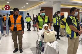 Bandara Hang Nadim beri layanan ramah lansia bagi jamaah haji