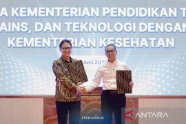 Kemdiktisaintek-Kemenkes bentuk komite bersama tingkatkan kualitas dokter