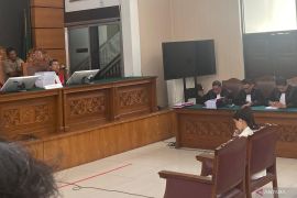 Nikita Mirzani minta Presiden Prabowo tumpas mafia "skincare"