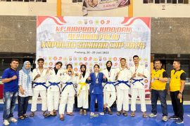 Kontingen Polres Pasaman sabet juara umum kejuaraan Judo dan Beladiri Kapolda Sumbar CUP 2025
