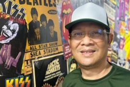 Sutradara Oleg Sanchabakhtiar, Gagas lahirnya Indonesia music video Awards