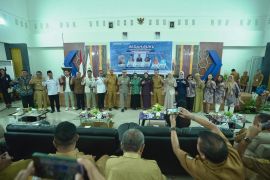 Bedah Buku SDK Mendayung dari Hulu 2025: Soroti Kisah Kepemimpinan dan Spiritualitas Suhardi Duka