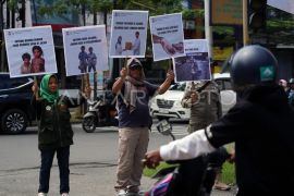 FOTO - Sosialisasi larangan memberi uang kepada anjal dan gepeng