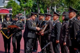 Polda Sumut berikan penghargaan 56 personel sebagai dedikasi tinggi