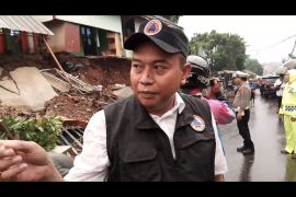 Tembok SDN 3 Pandeglang ambruk akibat hujan dan usia bangunan