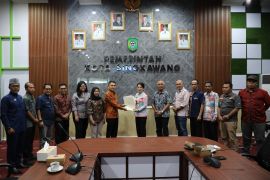 Kota Singkawang terima sertifikat untuk pembangunan Sekolah Rakyat