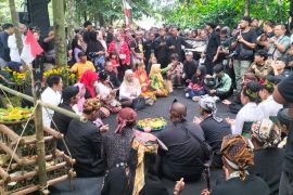 UP aktif dukung pelestarian tradisi Sidekah Bumi di Lembur Sawah Bogor