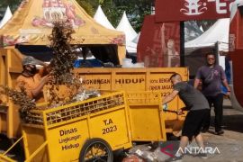 Pemkot Bengkulu angkut 10 ton sampah setiap hari dari Festival Tabut