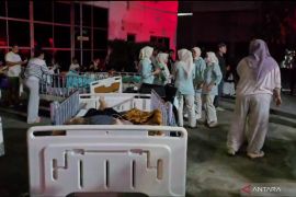 Terdengar ledakan panel listrik saat kebakaran di RS Hermina Jaktim