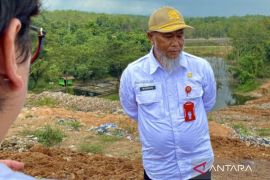 Tapin fixes TPA Hatiwin to meet Adipura standards