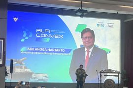 Menko Perekonomian: Biaya logistik harus terus ditekan