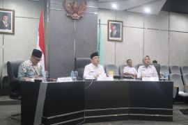 Komisi Informasi Kalbar meluncurkan Monev Keterbukaan Informasi 2025