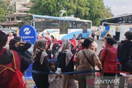 Naik turun Transjabodetabek P11 dialihkan, penumpang nilai lebih strategis