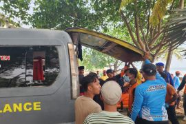 Tim SAR temukan remaja tenggelam di Anyer