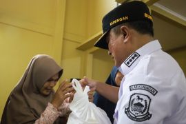 Pemkab Kuningan menggulirkan bantuan pangan bergizi untuk cegah stunting