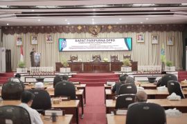 Fraksi-fraksi DPRD HSS sampaikan pandangan umum RPJMD 2025-2029