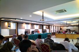 DPR RI himpun masukan di Unand untuk penulisan ulang sejarah