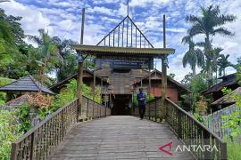 Museum Kayu Tuah Himba dan menyingkap wasiat hutan Kalimantan