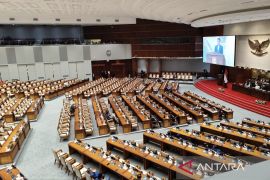 Rapat paripurna DPR  tugaskan Komisi I bahas calon dubes negara sahabat