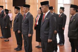 Ini 16 PNS Pemkab Simalungun dilantik sebagai pejabat Administrator dan Pengawas