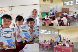 SLK Mengajar: Fun English &amp; STEAM jangkau 300 siswa di 16 sekolah mitra