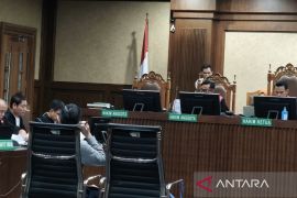 Tom Lembong dituntut tujuh tahun penjara