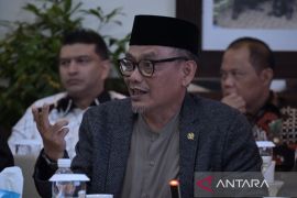 DPR: Penulisan ulang sejarah berkala penting agar tetap relevan