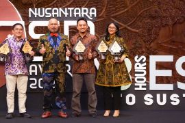 PLN  Kalselteng raih lima penghargaan CSR Award 2025