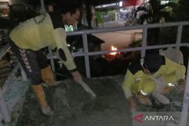 Bina Marga benahi JPO rusak di Kebon Jeruk Jakarta Barat