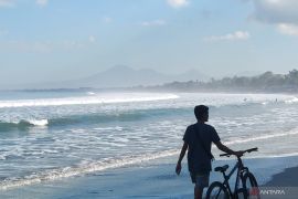 BBMKG minta waspadai potensi rob di pesisir Bali