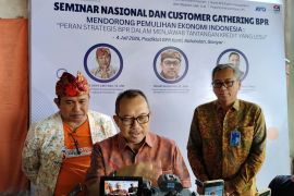BPR Kanti gelar seminar nasional bertajuk "Strategi BPR Menghadapi Lesunya Kredit dan Antisipasi CKPN"
