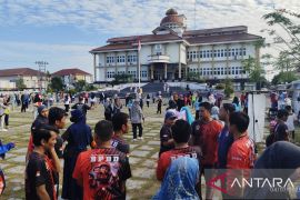 Pangkalpinang "Seperadik" menggelar pangan murah dan cek kesehatan