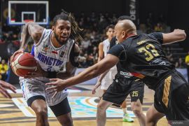 Hangtuah bekuk Dewa United di laga kedua play-off IBL 77-76