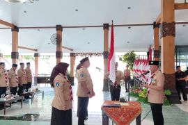 Ketua Kwarda Jatim sampaikan amanat gubernur kepada Pramuka Situbondo