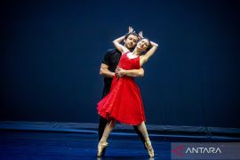Menjelang Indonesian Ballet Gala keempat