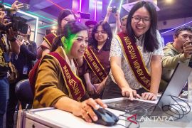 Menteri Komdigi kunjungi Indonesian Women In Game
